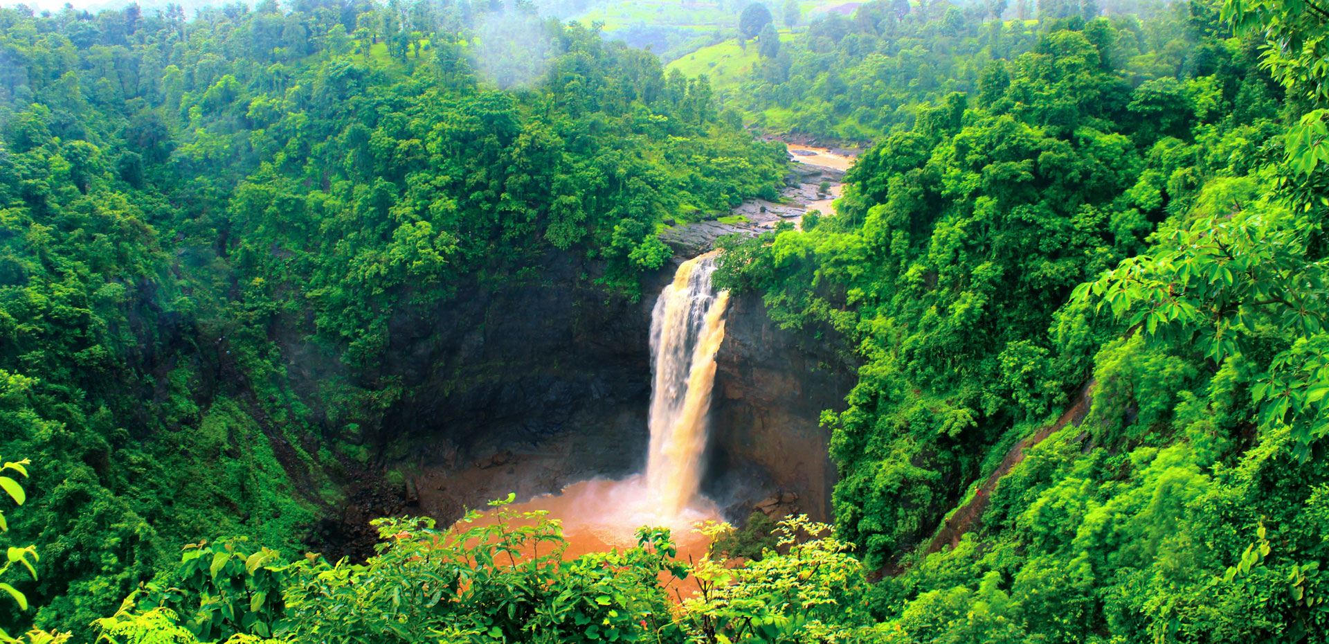 jawhar_waterfall